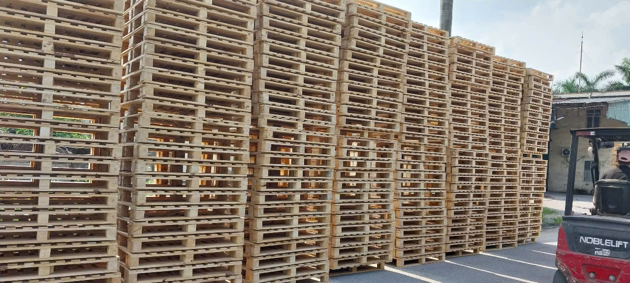 Pallet gỗ KCN Đại An
